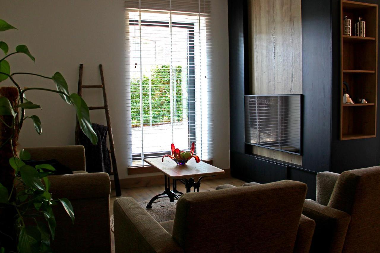 Het Koerhuis Kinrooi ภายนอก รูปภาพ