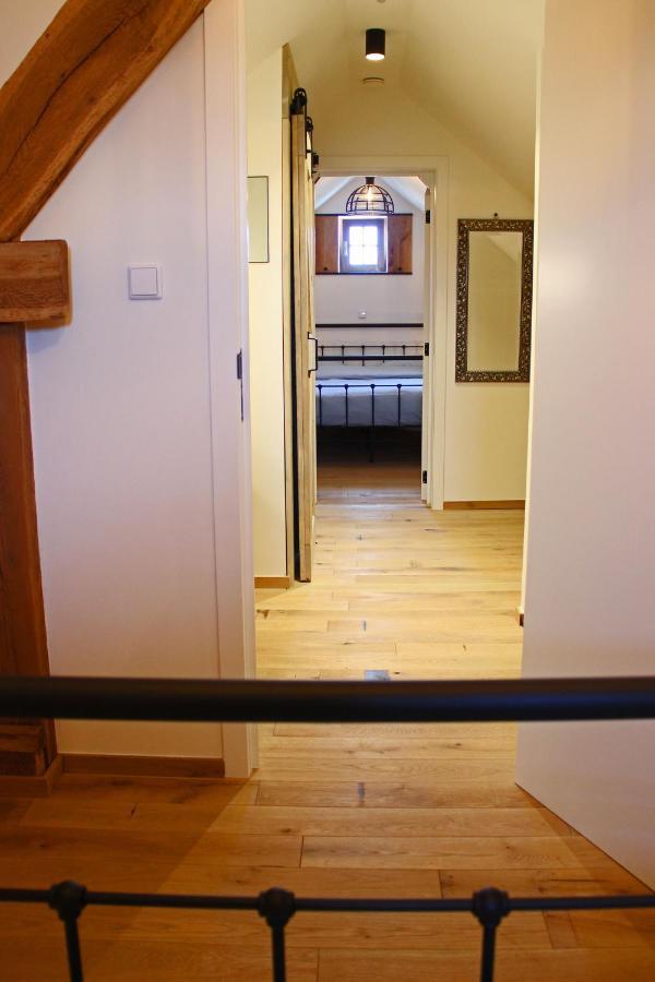 Het Koerhuis Kinrooi ภายนอก รูปภาพ